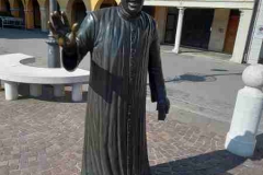 Besuch bei Don Camillo und Peppone