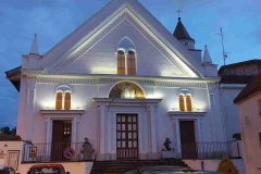 Kirche mit Gesang