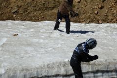 Fahrt um den Beartooth Pass - Schneballschlacht