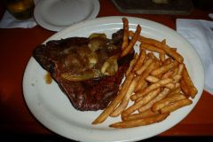 Abendessen in einem Steakhaus