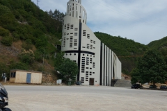 Kirche am Wegrand