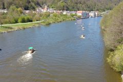 Schwimmautos auf dem Main-Donau-Kanal